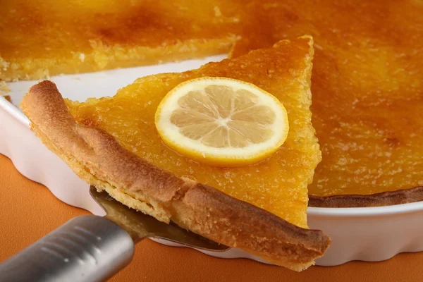 Десерт, лимонный пирог — стоковое фото