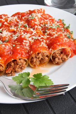 Cannelloni.