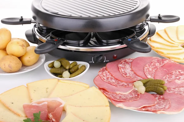 Raclette, ser i delikatesy — Zdjęcie stockowe