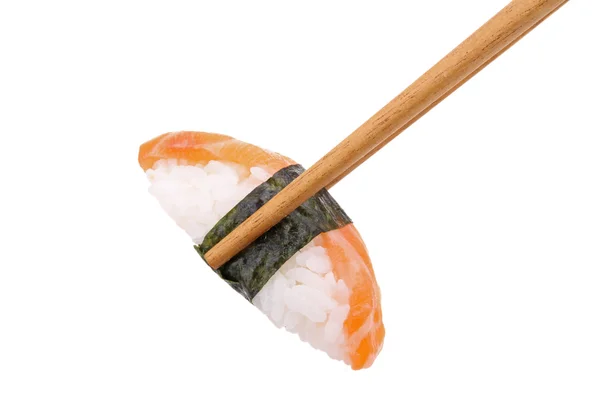 孤立的寿司和筷子 — 图库照片