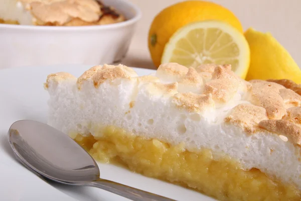 Fetta di torta al limone — Foto Stock