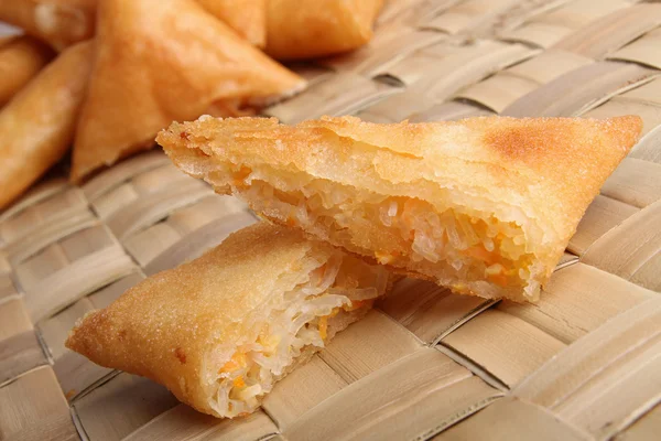 Fried samosa — Stock Photo, Image