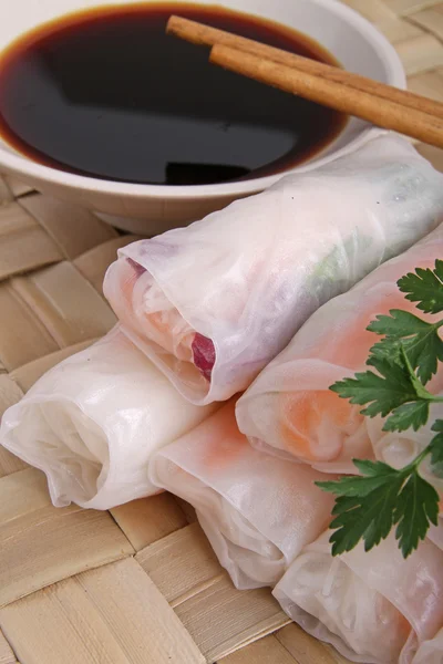 Spring roll and sauce — Stock Photo, Image