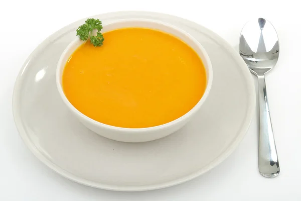 Isolerade morot soppa på vit — 图库照片