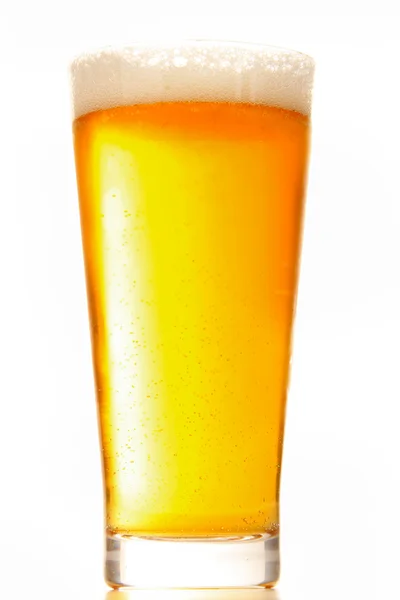 Cerveja fresca — Fotografia de Stock