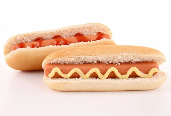 Na białym tle hot dog — Zdjęcie stockowe