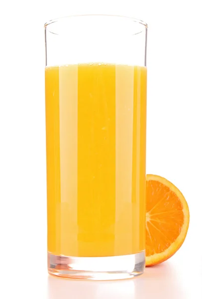 Χυμός πορτοκαλιού απομονωμένος σε λευκό — Φωτογραφία Αρχείου