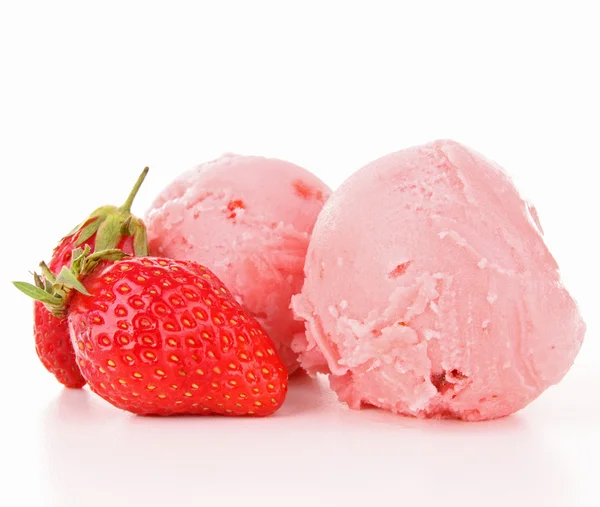 고립 된 딸기 아이스크림 — 스톡 사진