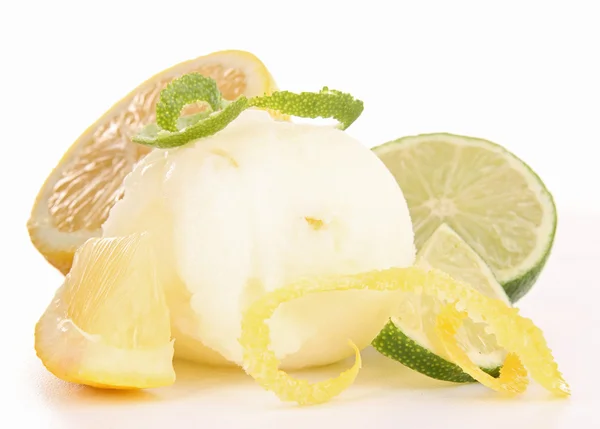 Izolované citronová zmrzlina — Stock fotografie