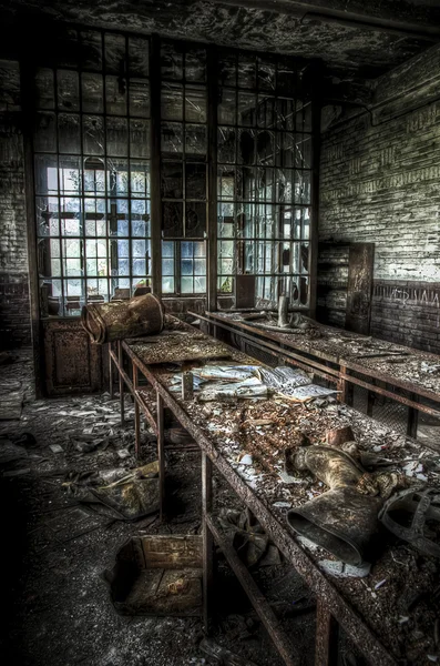 Abandoned factory workshop — Stock Photo, Image