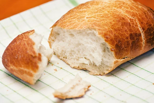 Pedaço de pão — Fotografia de Stock