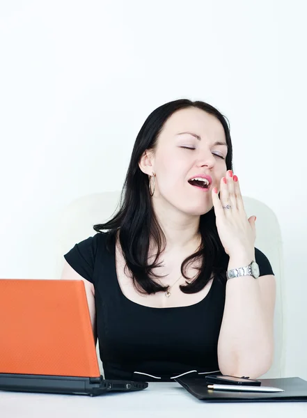 Mujer de negocios bostezando — Foto de Stock