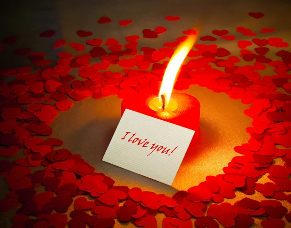 불타는 심장 모양의 촛불 카드 — 스톡 사진