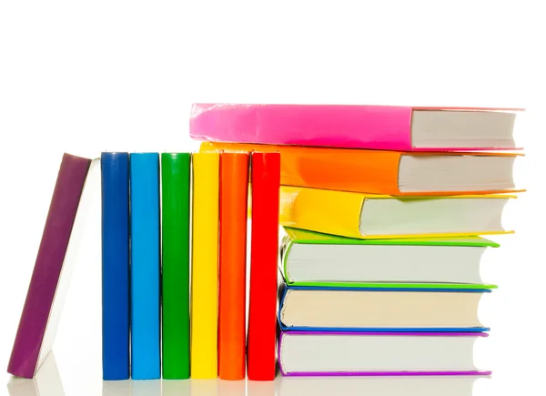 Heap de livros coloridos - conceito de biblioteca — Fotografia de Stock