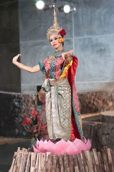 Spettacolo di danza drammatica cultura Khon-Thai — Foto Stock