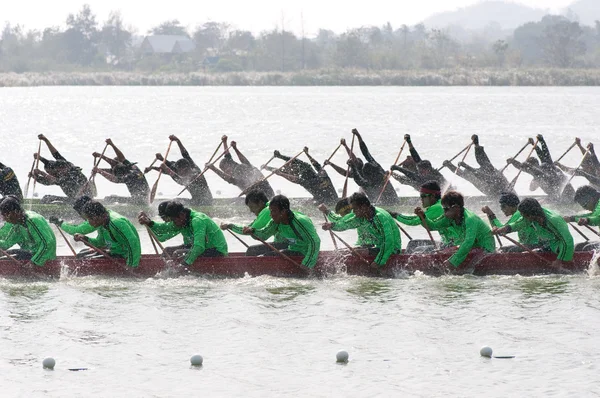Concours de bateau long hua hin 2011 — Photo