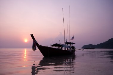 surin Island, Tayland güney güneş doğarken