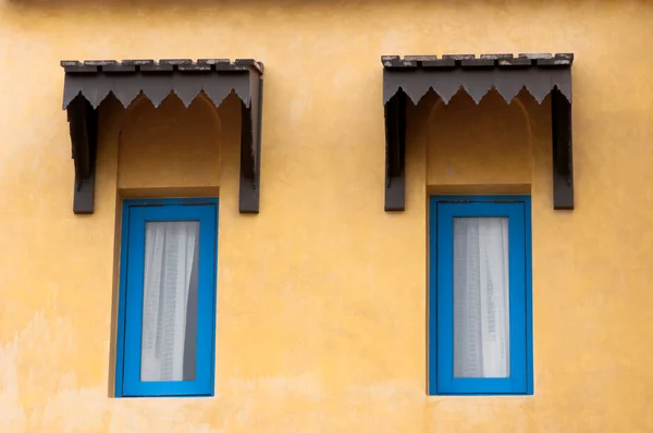 Marockansk stil windows — Stockfoto