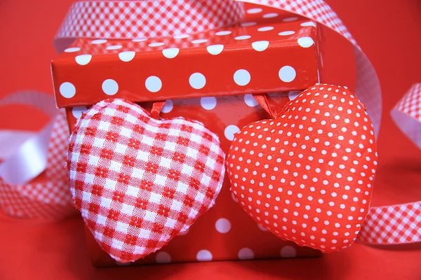 Red gift box with hearts — Stock Photo, Image