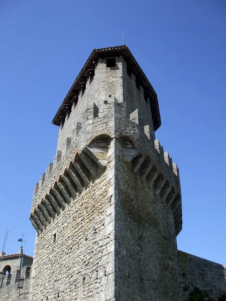 Башня крепости Сан-Марино — стоковое фото