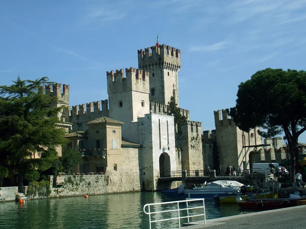 古城堡 scaligero — 图库照片