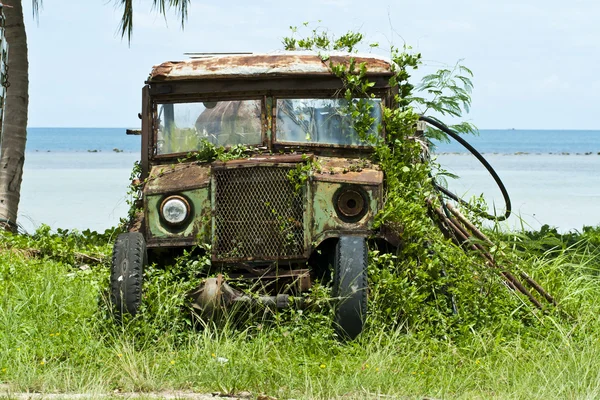 El coche viejo — Foto de Stock