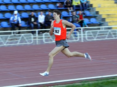 karpenko aleksandr - 1500 metre Yarışın galibi
