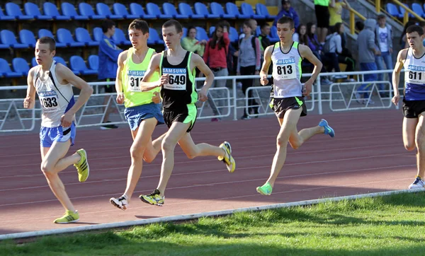 W wyścigu 3000 m — Zdjęcie stockowe