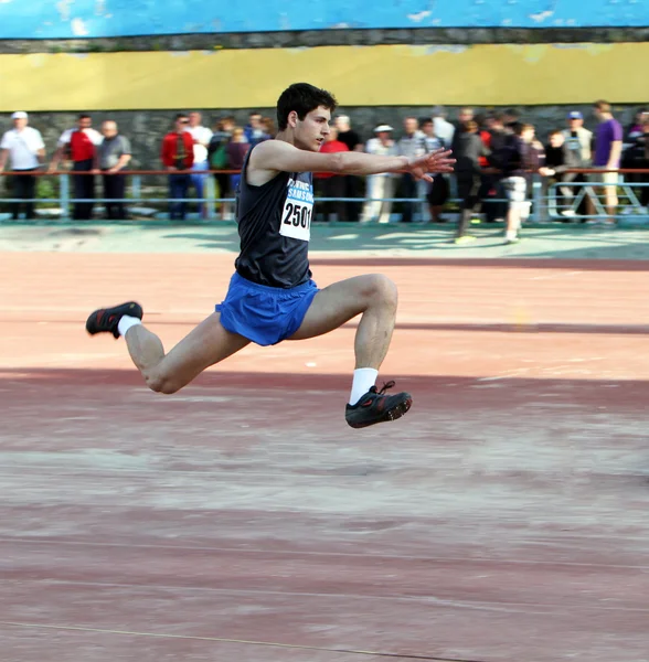Triple jump competitie — Stockfoto