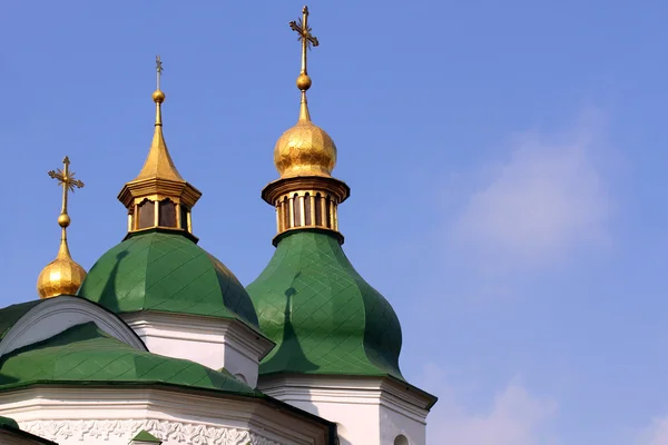 Domos de la Catedral de Santa Sofía en Kiev, Ucrania . — Foto de Stock
