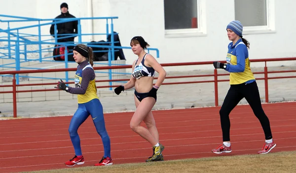 Girls at the 3,000 meters race walk — Stock Photo, Image
