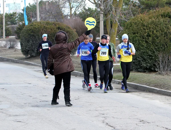 Niezidentyfikowane kobiety w wyścigu 20.000 metrów spacerem — Zdjęcie stockowe