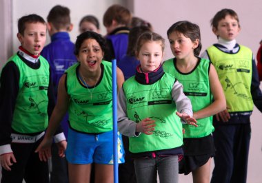 IAAF çocuğun kimliği belirsiz çocuklar? s atletizm yarışması