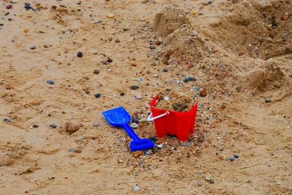 Seaside bucket and spade — Stock Photo, Image