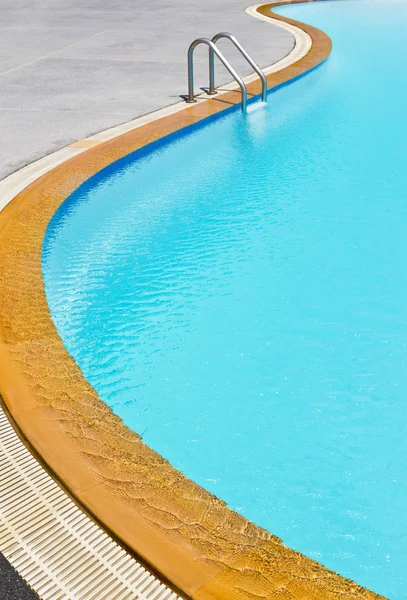 Scaletta piscina — Foto Stock