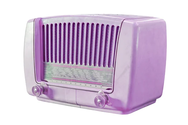 Vintage paarse radio geïsoleerd met uitknippad — Stockfoto