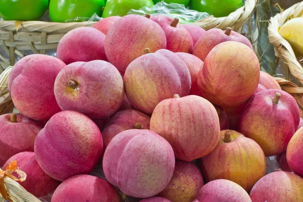 Perzik fruit in, Seychellen, Afrika — Stockfoto