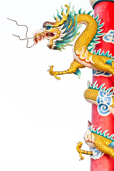 Dragon staty isolerade i kinesiskt tempel — Stockfoto