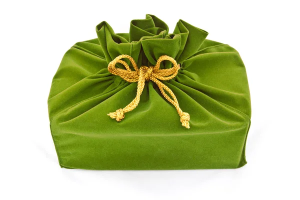 Torby prezent zielony materiał na białym tle — Zdjęcie stockowe