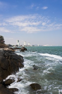 Tayland beach yakınındaki yüksek bina