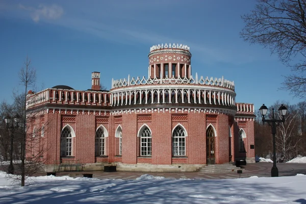 Moskva. Muzeum - rezervy? Tsaritsyno?. Třetí Kavalerskiy bydlení. — Stock fotografie