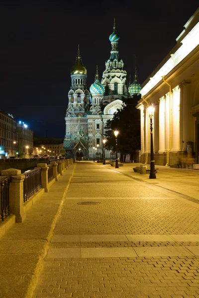 혈액에 구원 자의 교회입니다. 밤 세인트 피터 스 버그입니다. 러시아 — 스톡 사진