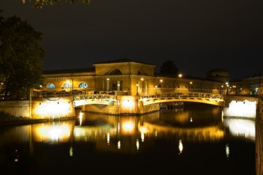 gece şehir türleri. nehirler ve köprüler st. Petersburg. ru