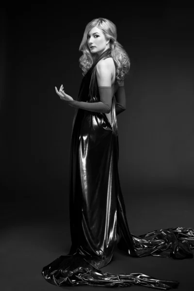 B&W Glamour portrét blondýnka — Stock fotografie