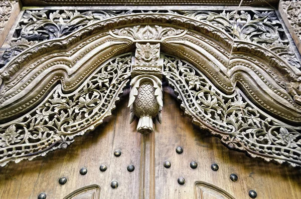 Heavy Wooden Door — Stock Photo, Image