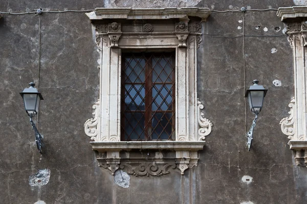 Sebuah jendela baroque — Stok Foto