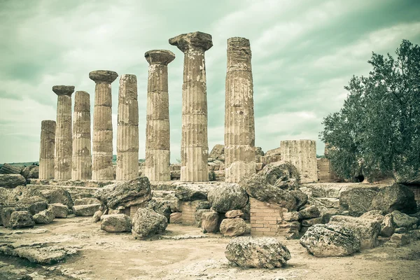 Agrigento, Vale dos Templos, Templo de Ercole, Sicília, Itália — Fotografia de Stock