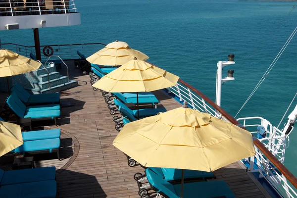 The deck on a cruise ship — Stock Photo, Image