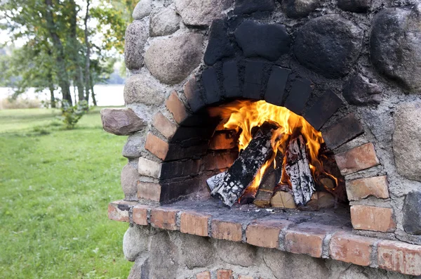 Helyhez kötött grill — Stock Fotó