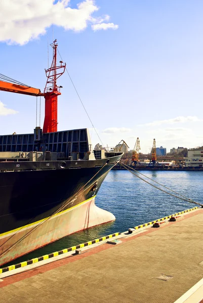 A tengeri kikötői infrastruktúra. — Stock Fotó